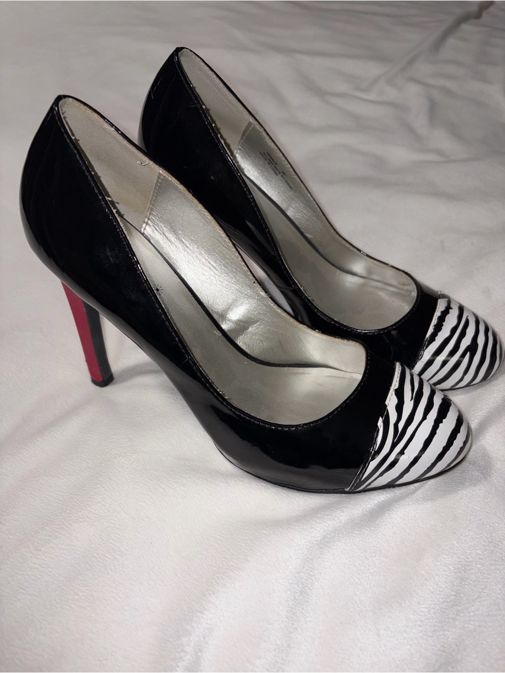 Black Patent Women's Zebra Cap-Toe High Heels - Size 9